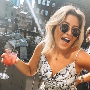 Meet your Posher, Megan